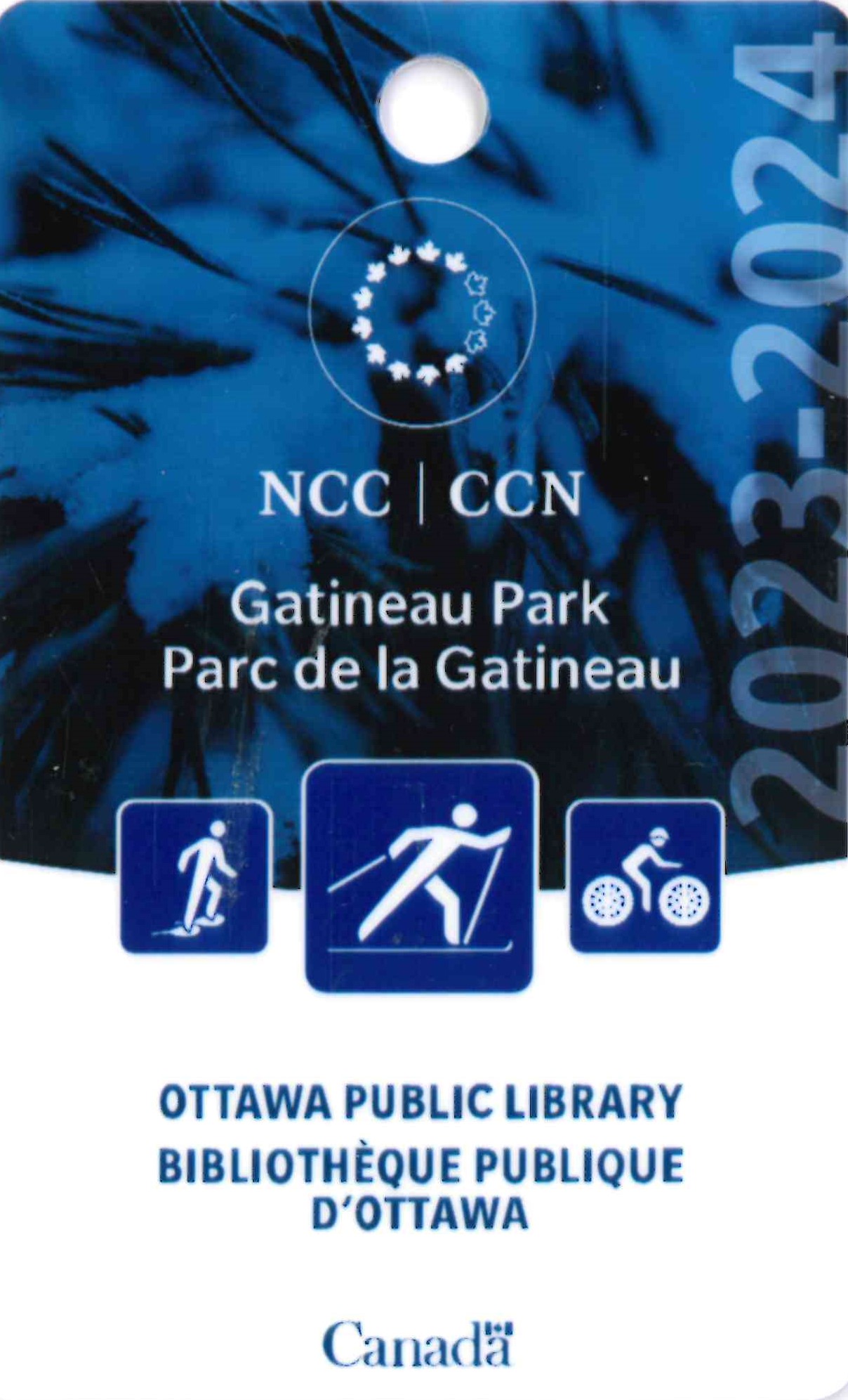 Jacket cover: Laissez-passer de ski de fond et de raquette du Parc de la Gatineau